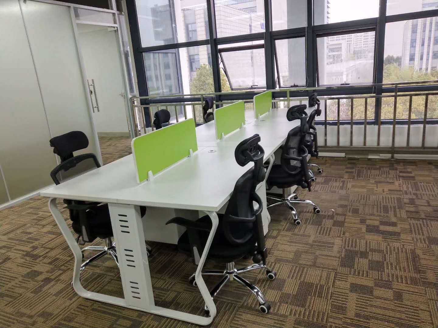 蝴蝶腳職員辦公家具