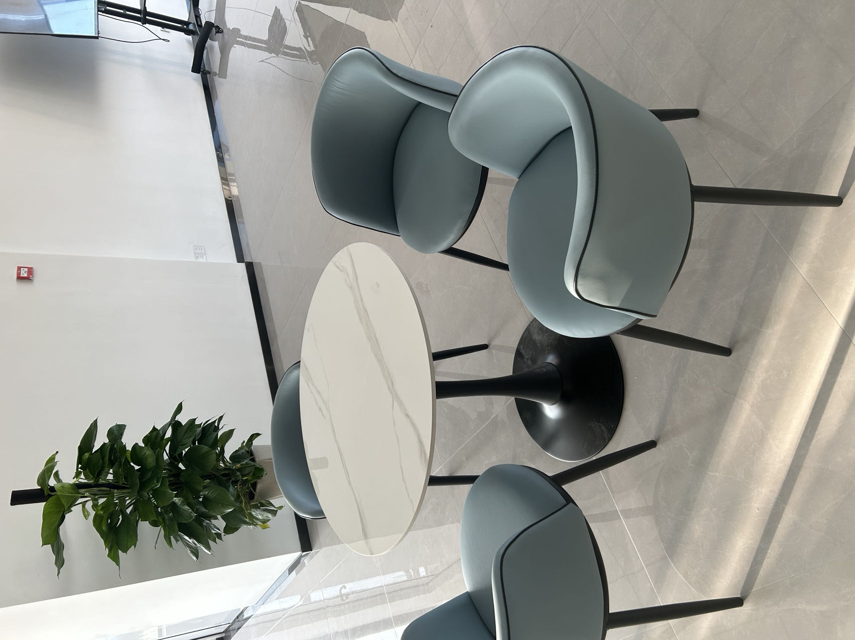 小圓桌洽談桌實拍